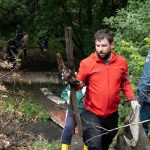 Субботник для очистки реки в Кемерове